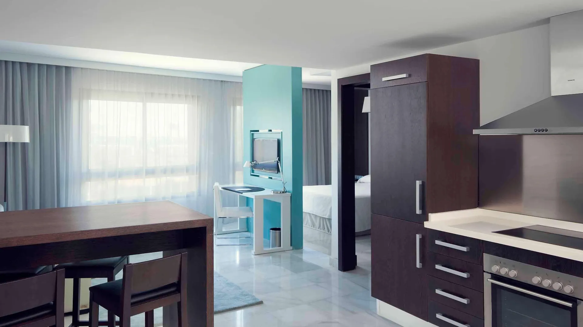 Suittes Hotel Algeciras 3*,
