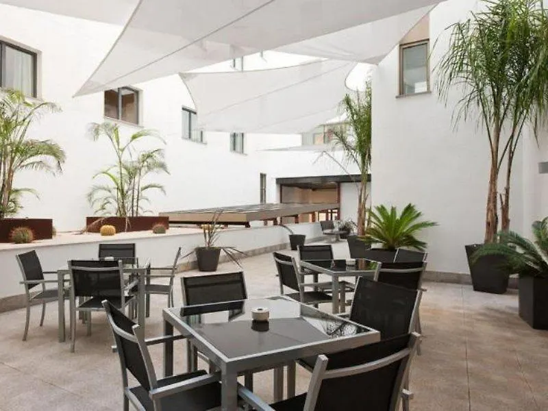 Suittes Hotel Algeciras 3*,